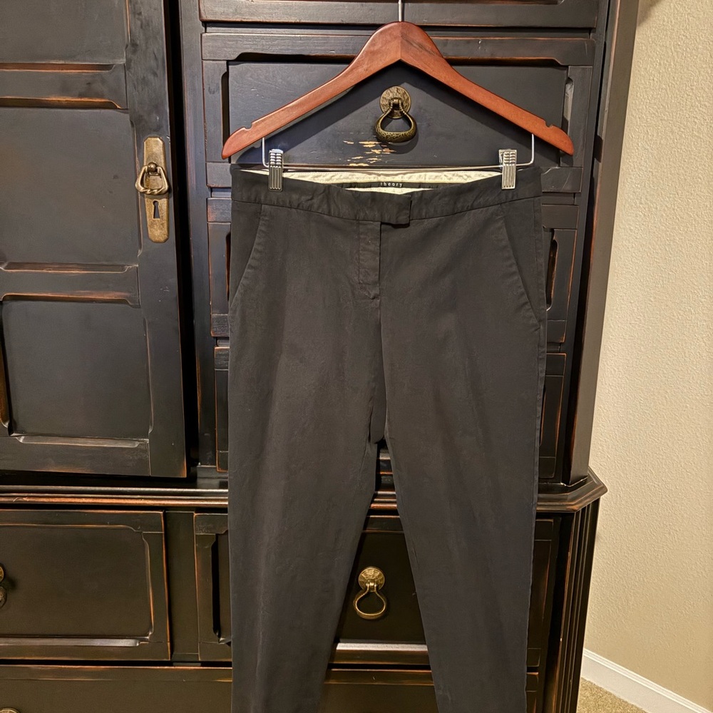 Theory Black Ankle Cropped Pants